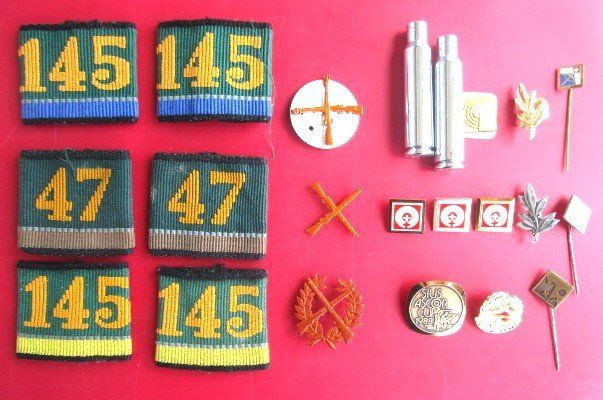 Schweizer Armee Placchette & Badge: LOT: 23 X Militaria - Batten - Abzeichen - siehe scan – Usato da Luzern venduto da Horoskop1