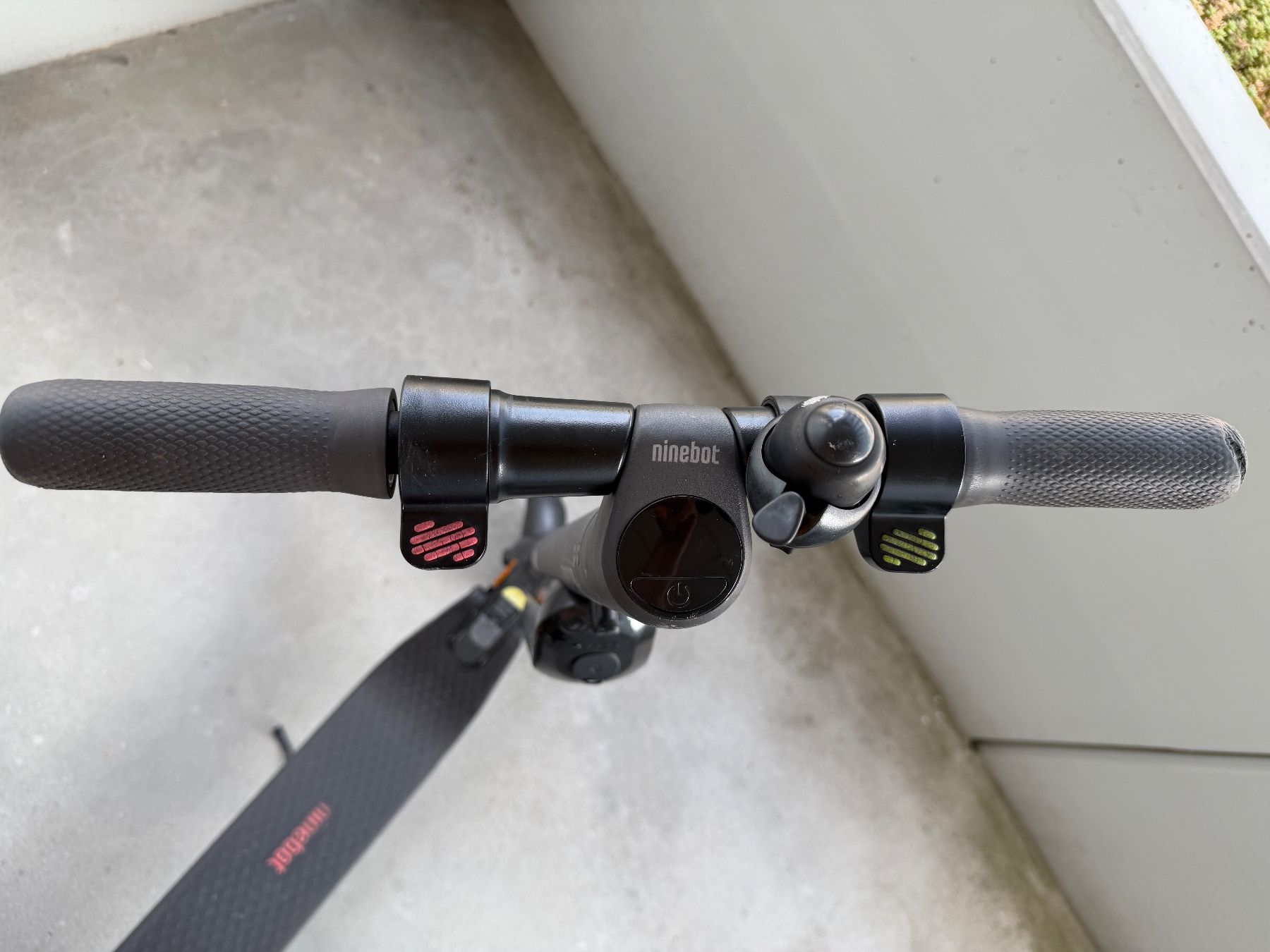Segway Kickboard: Ninebot E45D E-Scooter sehr guter Zusand – D'occasion à Oftringen par ste_mp2b 2