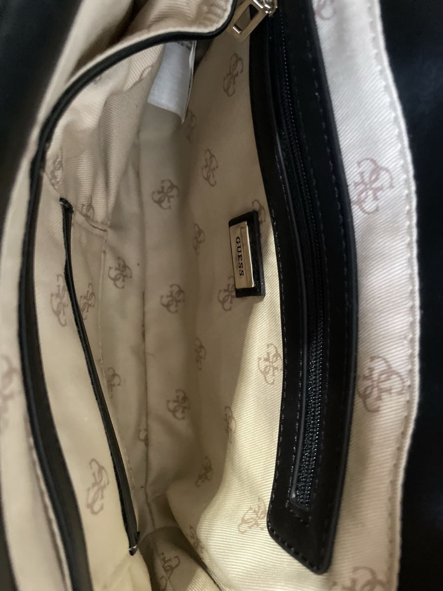 Guess Borse da donna: Guess Tasche / Schultertasche,Schwarz, – Nuovo (secondo la descrizione) da Rheineck venduto da cha_p9qy 4