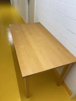 Massiver Buchentisch, zerlegbar, 140 x 75