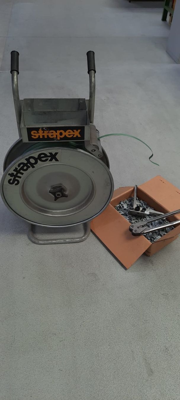 Strapex Machines à relier: Strapex Umreifungsgerät – D'occasion à Deitingen par RRD2010 1