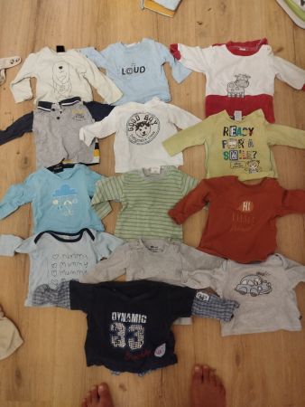 Gepflegtes Jungen Kleiderpaket Gr. 62 perfekt für den Herbst