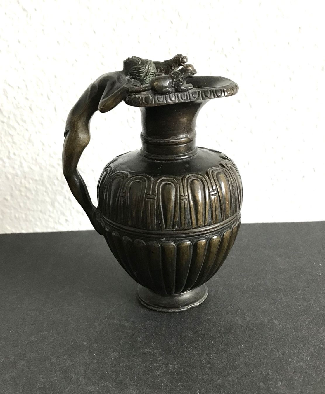 Statuette: DETAILLIERTER BRONZE FIGURENKRUG – Usato da Luzern venduto da Immergern 6