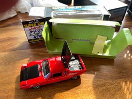 sakura 1:43   De Tomaso Pantera