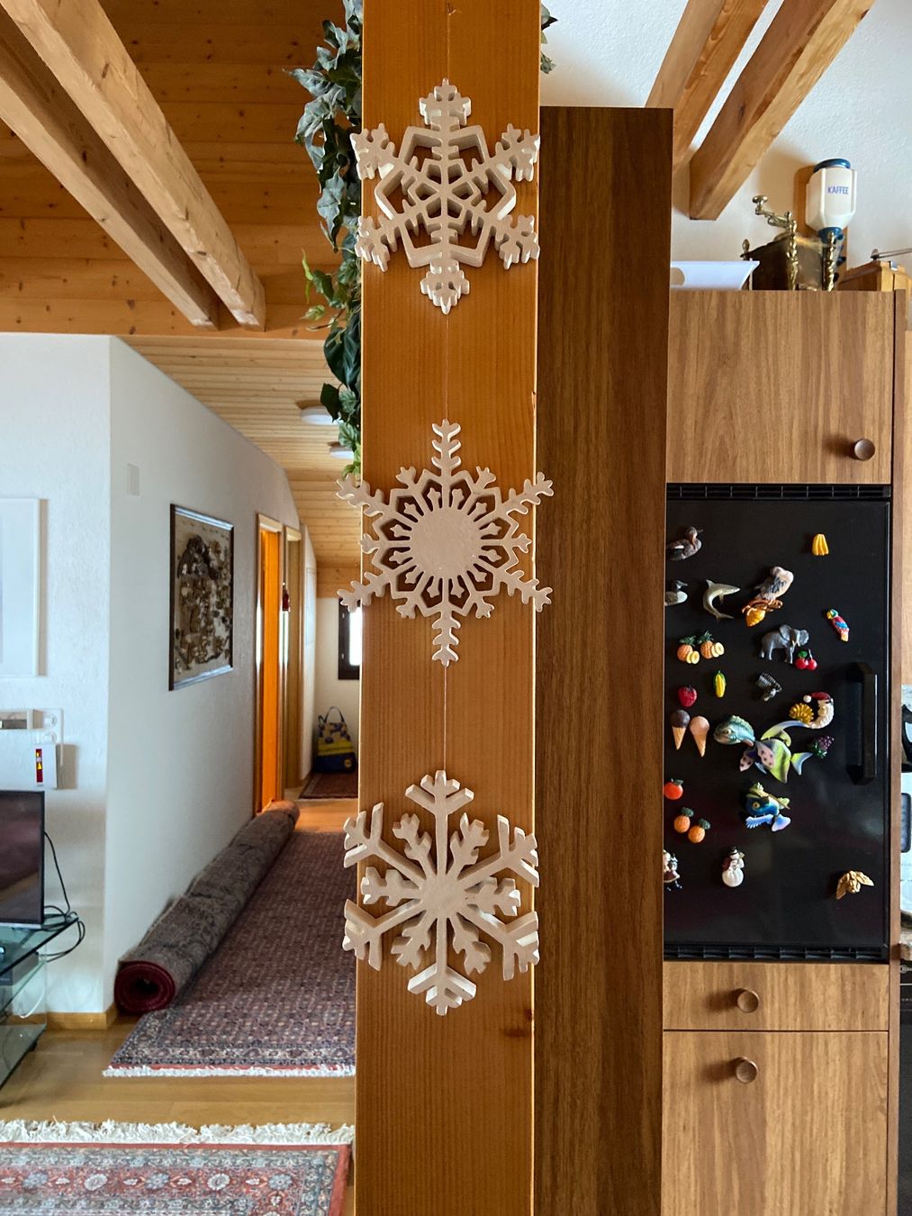 Globus Tutte le decorazioni: 3 Schneesterne Holz, sehr dekorativ aufhängen oder einzeln – Nuovo (secondo la descrizione) da Thalwil venduto da Sommerwende 1