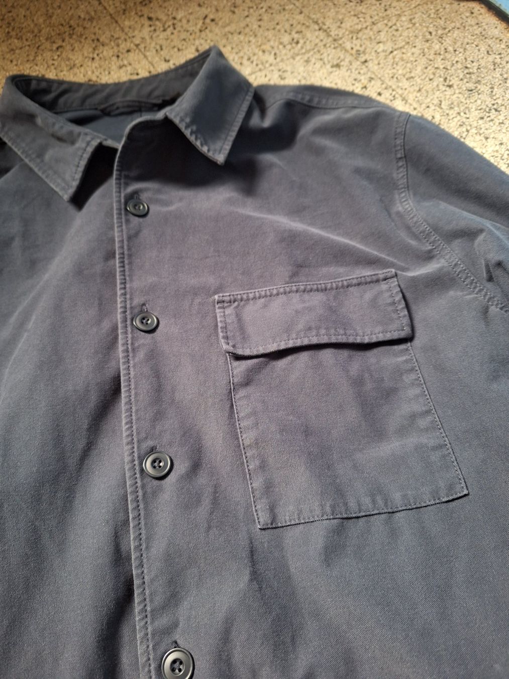 Uniqlo Vestes: Veste work jacket mi saison navy Uniqlo – D'occasion à Carouge GE par lor_m8jm 1