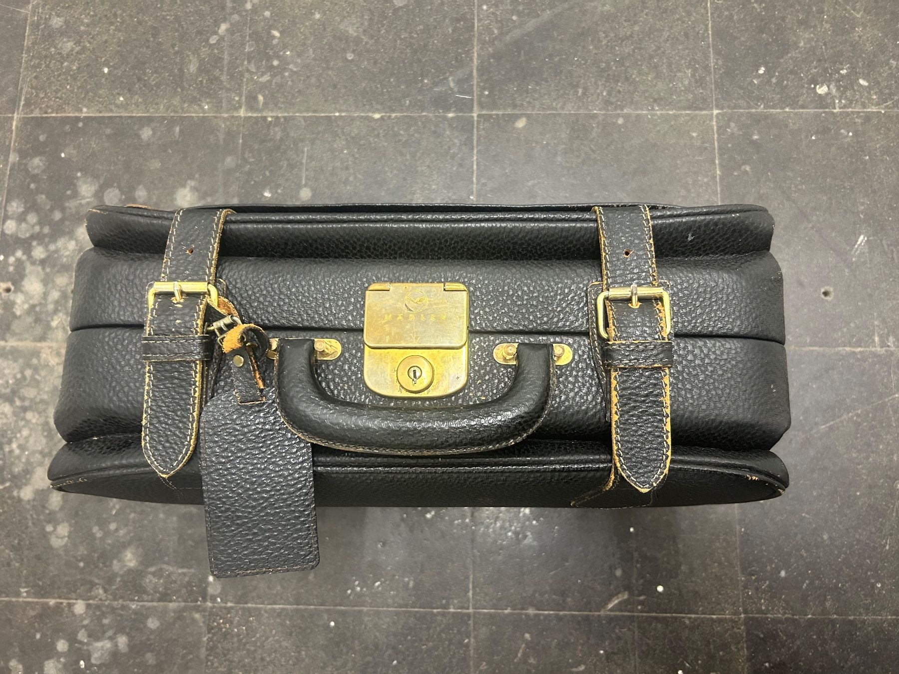Valigie: Arzttasche (Koffer) / Echtleder von Mädler – Usato da Basel venduto da kui_86g6
