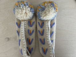 Give A POM Handmade Wool Slippers – Size 37/38 – Excellent C