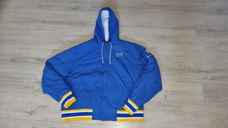 Nike Brooklyn Nets Jacke Winterjacke Gr. XL Neuwertig 