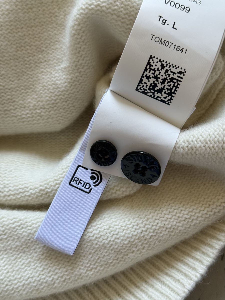 Maglioni & Felpe: Sweater Stone Island grosse L – Usato da Zürich venduto da tae_6828 5