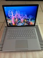 Surface Book 13.5" i7-6600U 8GB GTX965M 2 GB Laptop / Tablet