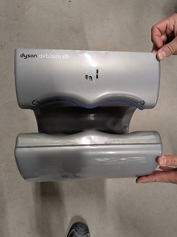 Teli da bagno: Dyson Airblade db – Usato da Losone venduto da bel_6nhj 1