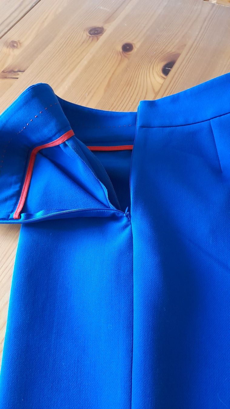Hugo Boss Pantaloni: Hose von Hugo Boss Gr. 34 – Usato da Nesslau venduto da Churfirsten08 1