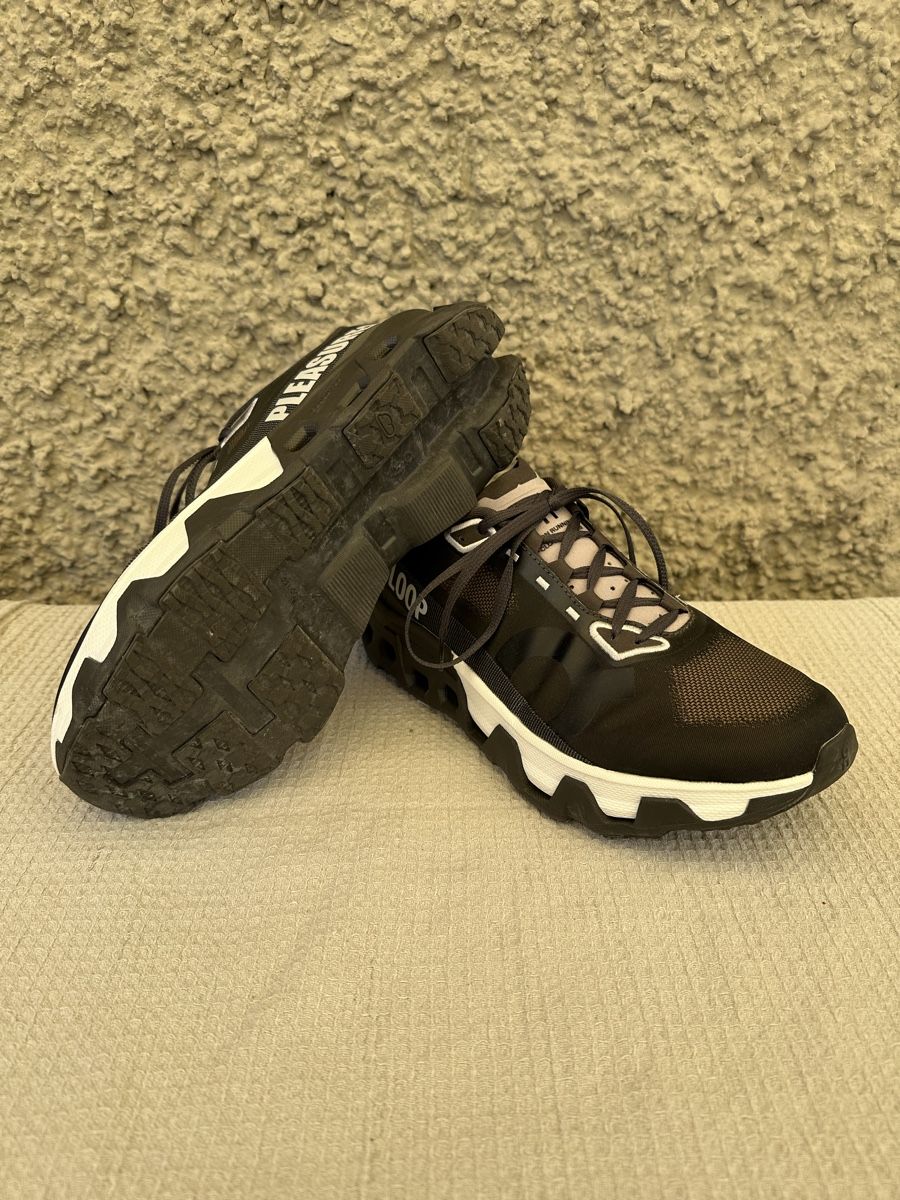 On Scarpe da uomo: ON Pleasures x The Loop Sneakers schwarz Grösse 44 gebraucht – Usato da St.Gallen venduto da leko11