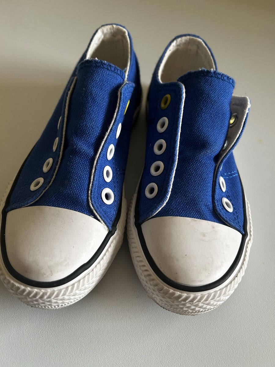 Scarpe per ragazzi: Baskets à enfiler / taille 28 – Usato da Meyrin venduto da Bronx86
