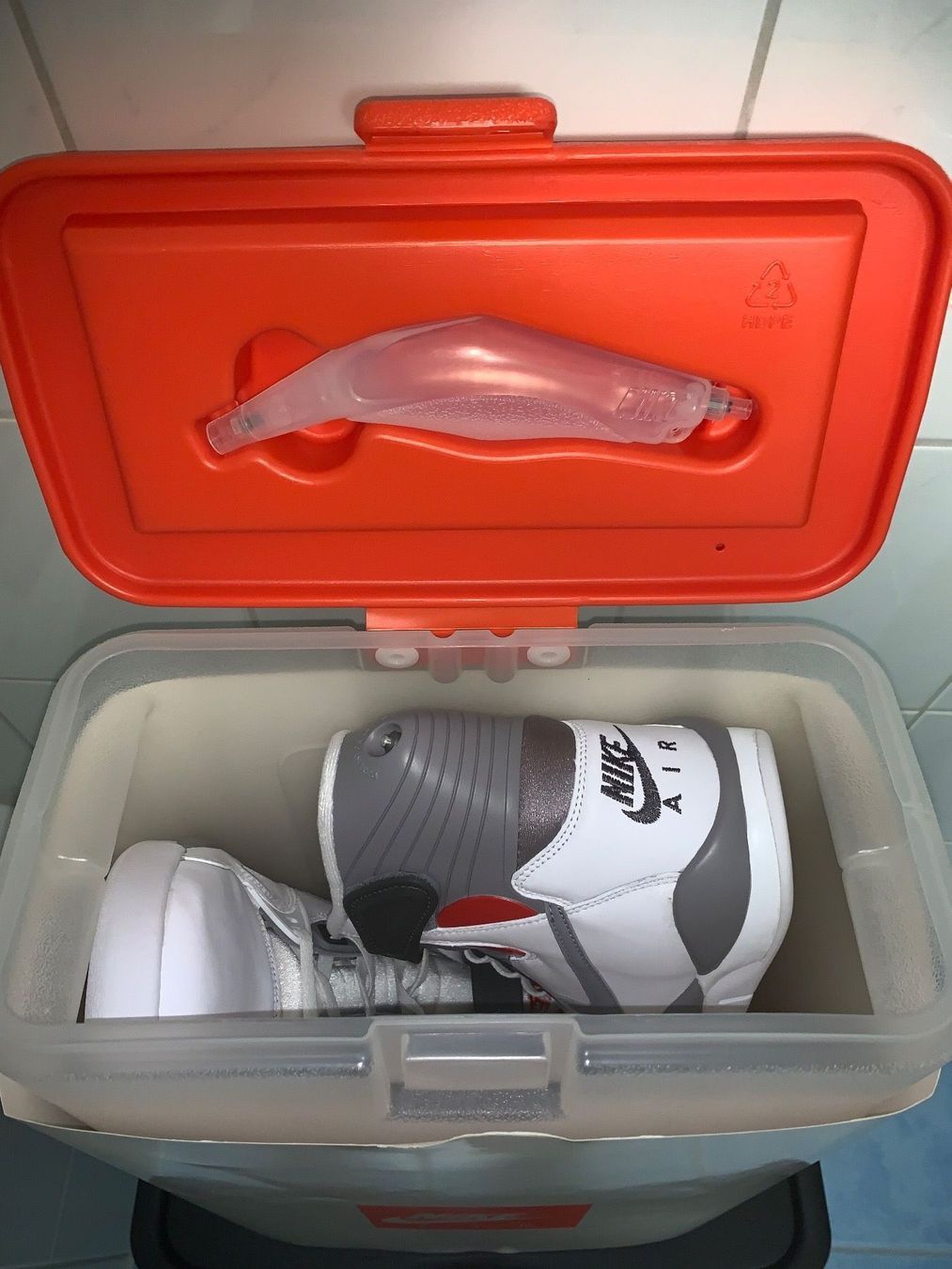 Nike Scarpe da uomo: Nike Air Pressure Pump Neu !! EU 43 – Nuovo e nell'imballaggio originale da Tuggen venduto da Kawest0 1