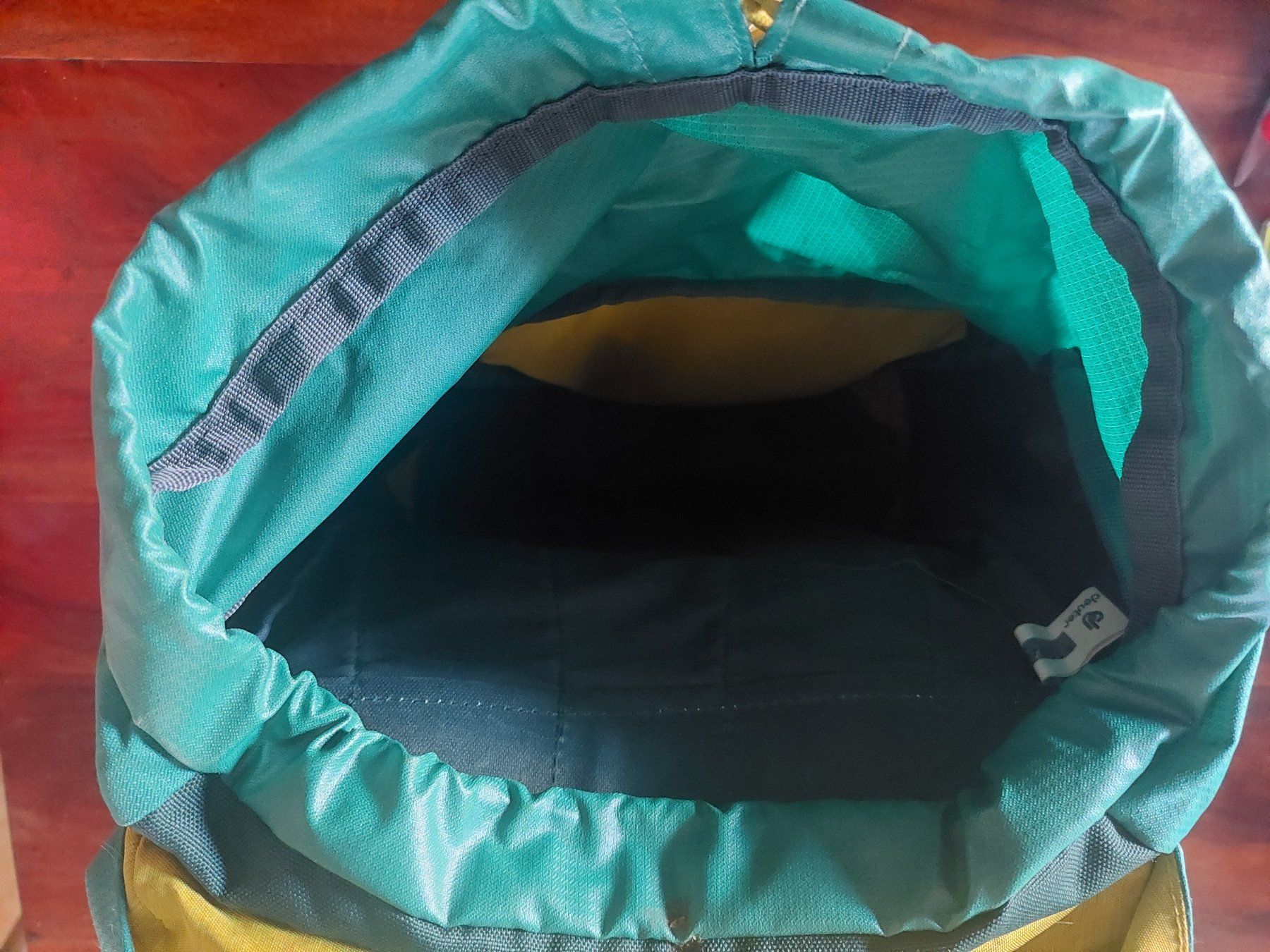 Deuter Borse & Zaini: Deuter Rucksack Junior Grün 18l – Usato da Beckenried venduto da Havacola 7