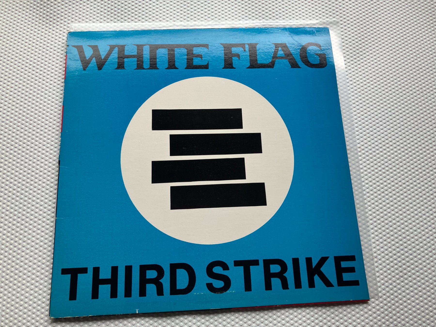Dischi in vinile: White Flag – Usato da Aarwangen venduto da Jukebox3 2