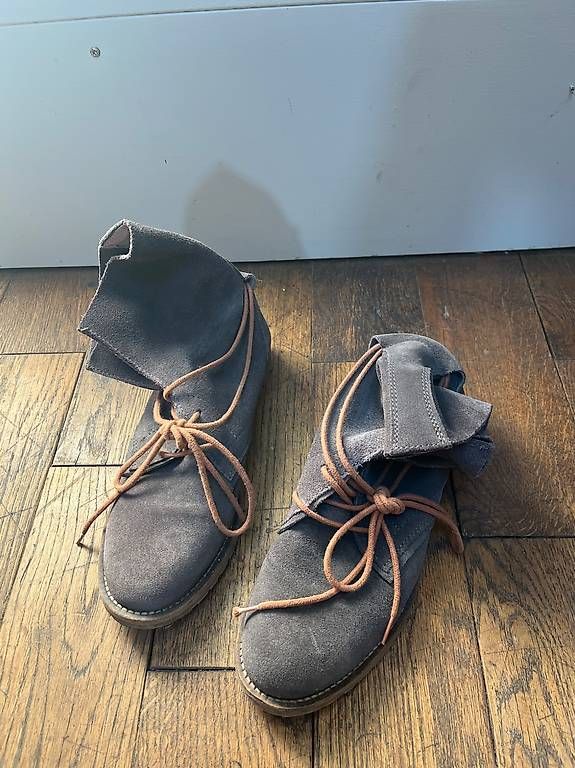 Damenschuhe: Oxmox Wildlederstiefel – Gebraucht aus Bad Ragaz von lea__d. 4