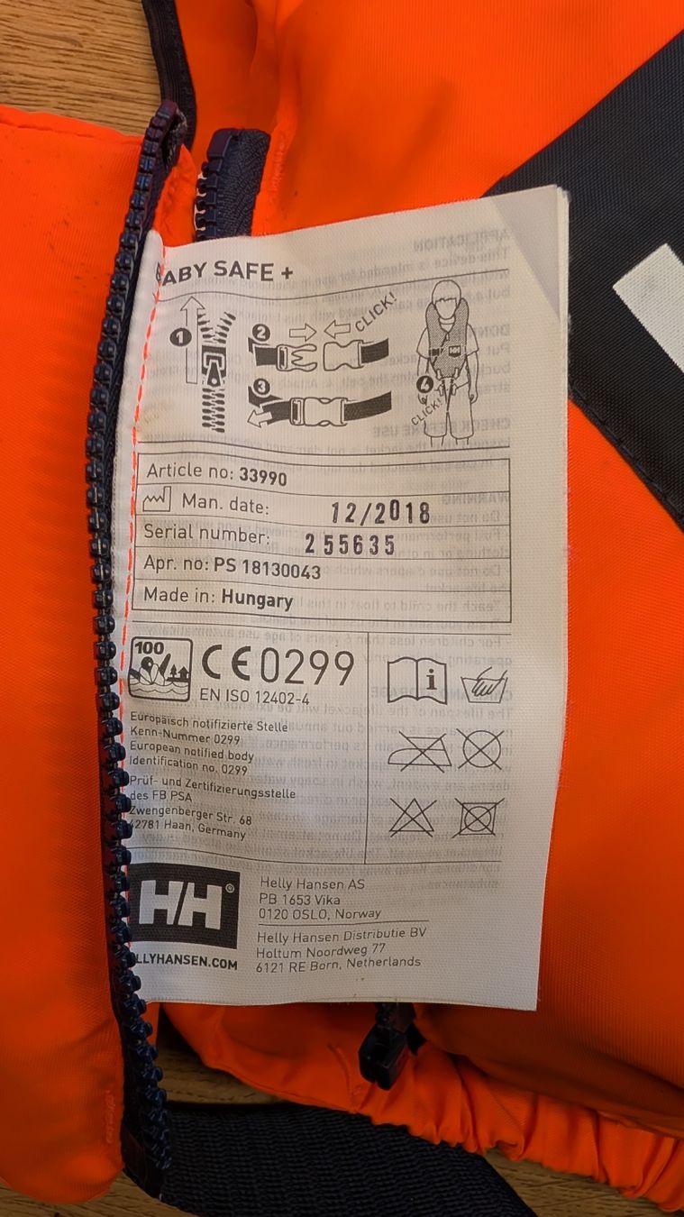 Helly Hansen Schwimmwesten: Rettungsweste Helly Hansen Baby orange  – Neu (gemäss Beschreibung) aus Hüttlingen von Remalimo 1