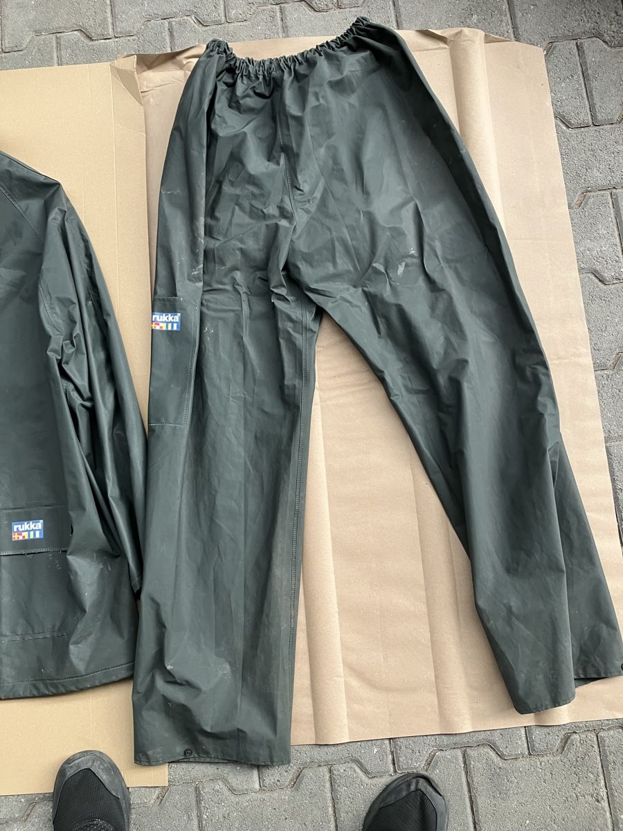 Costumes, combinaisons de sport et fonctionnelles: Wasserdichter Anzug – D'occasion à Tägerig par sei_fls2 2