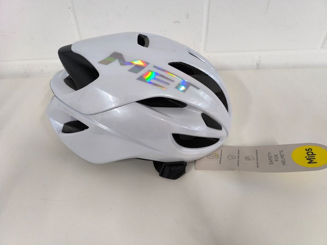 Casques: Kinder Velo Helm - S 52-56 cm – D'occasion à Rüti ZH par Restwert_Rueti_ZH