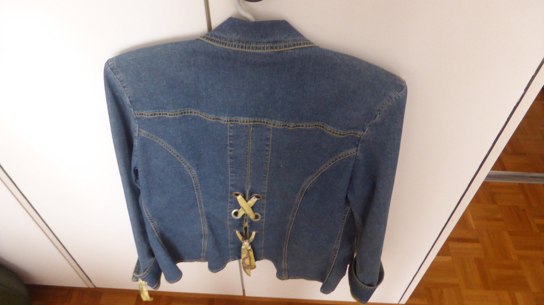Giacche: Veste jeans P Brial – Usato da Genève venduto da LucieA01 1