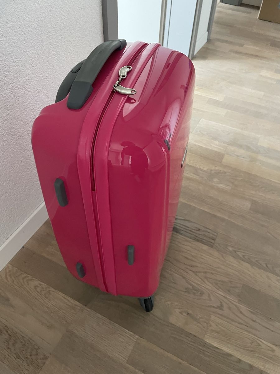 Samsonite Valigie: Samsonite Cabin Trolley, Rollkoffer, Kabinengepäck – Usato da düdingen venduto da Kaunakakai 3