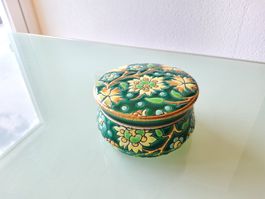Jolie bonbonnière en Emaux de Longwy