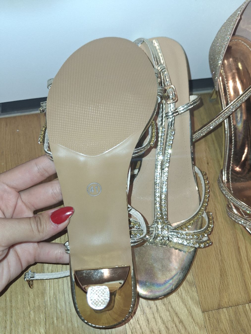 Damenschuhe: Heels in Gold – Neu (gemäss Beschreibung) aus Glattpark(Opfikon) von Beckf0rd 4