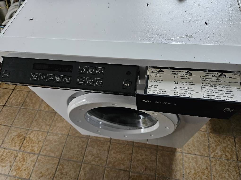 Lavatrici: V-Zug Adora L Waschmaschine – Usato da Düdingen venduto da flipsii 1