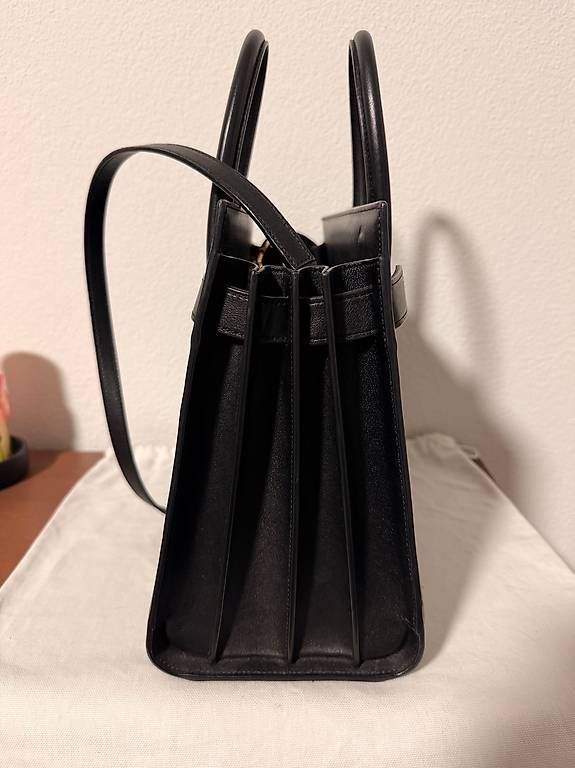 Saint Laurent Taschen für Damen: Saint Laurent Sac de Jour – Gebraucht aus Aarburg von fal_ina 1
