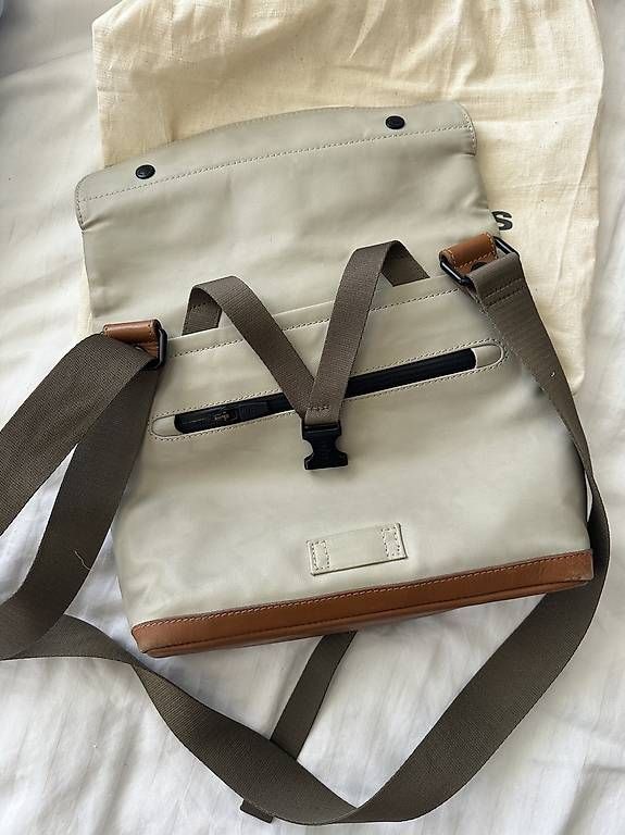 Aunts & Uncles Sacs femmes: Handtasche Aunts & Uncles – Neuf (Voir description) à Basel par janapuehringer 2
