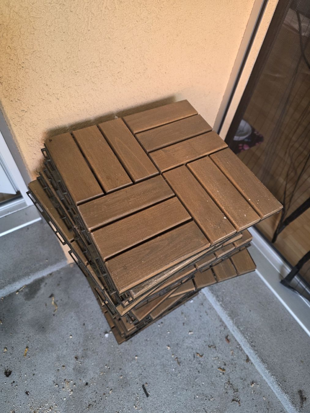Rivestimenti per pavimenti: IKEA RUNNEN Bodenrost – Usato da Geuensee venduto da Jan_7__ 1