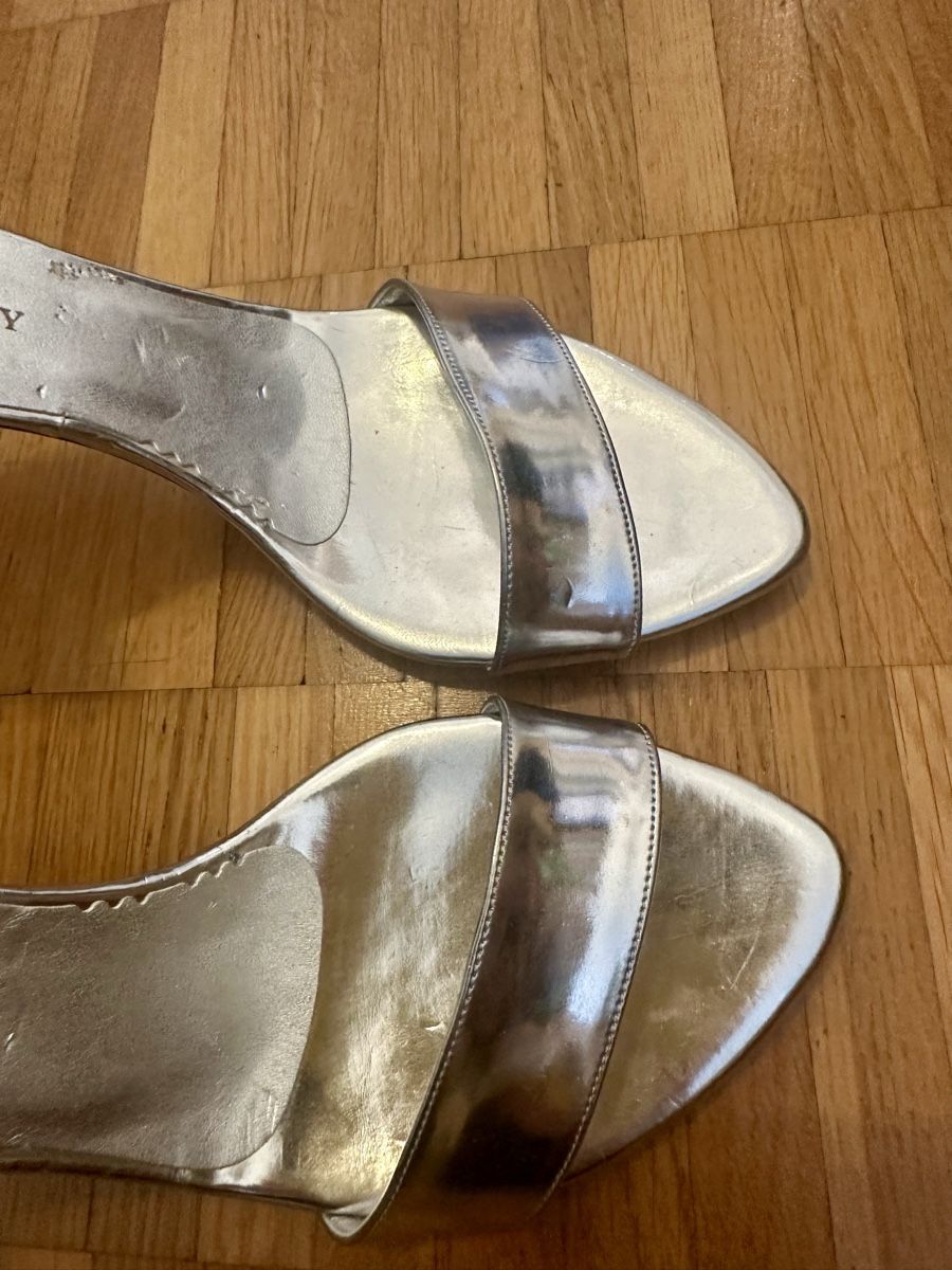 Scarpe da donna: Silver Gallery High Heels Size 40 – Usato da Sorengo venduto da dis_tfq6 6
