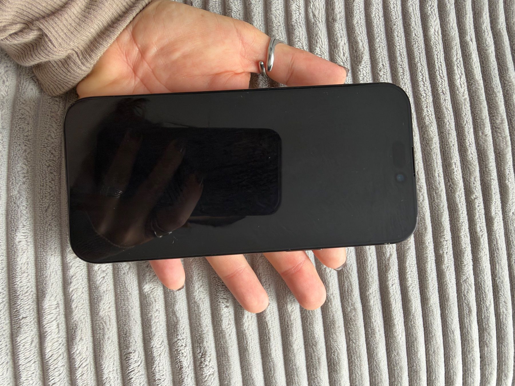 Apple Handys / Smartphones: iPhone 16 Pro Max – Gebraucht aus Malters von tin_2kfy 1