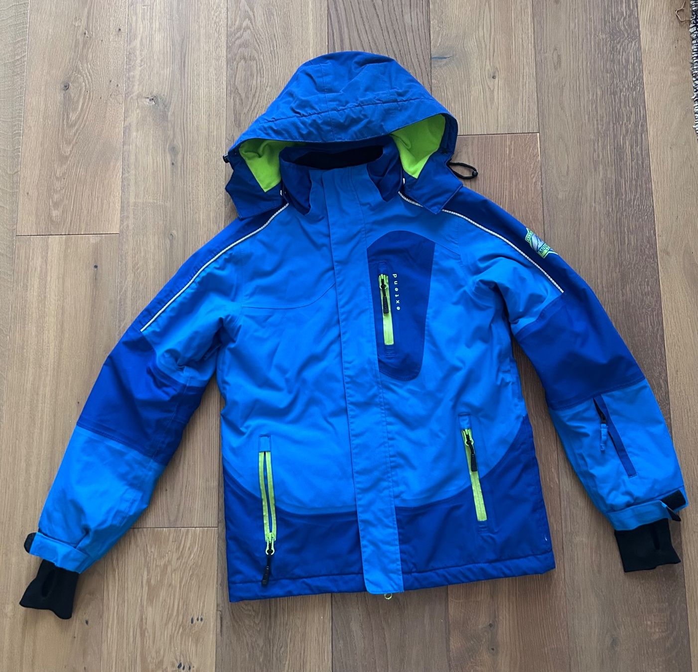 Vestes & Manteaux: Skijacke Gr 140 – D'occasion à Egg b. Zürich par egg2665