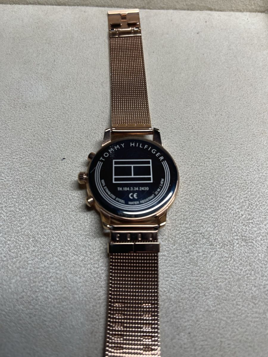 Tommy Hilfiger Uhren: Tommy Hilfiger Uhr Rosegold – Gebraucht aus dietikon von fernando011 2