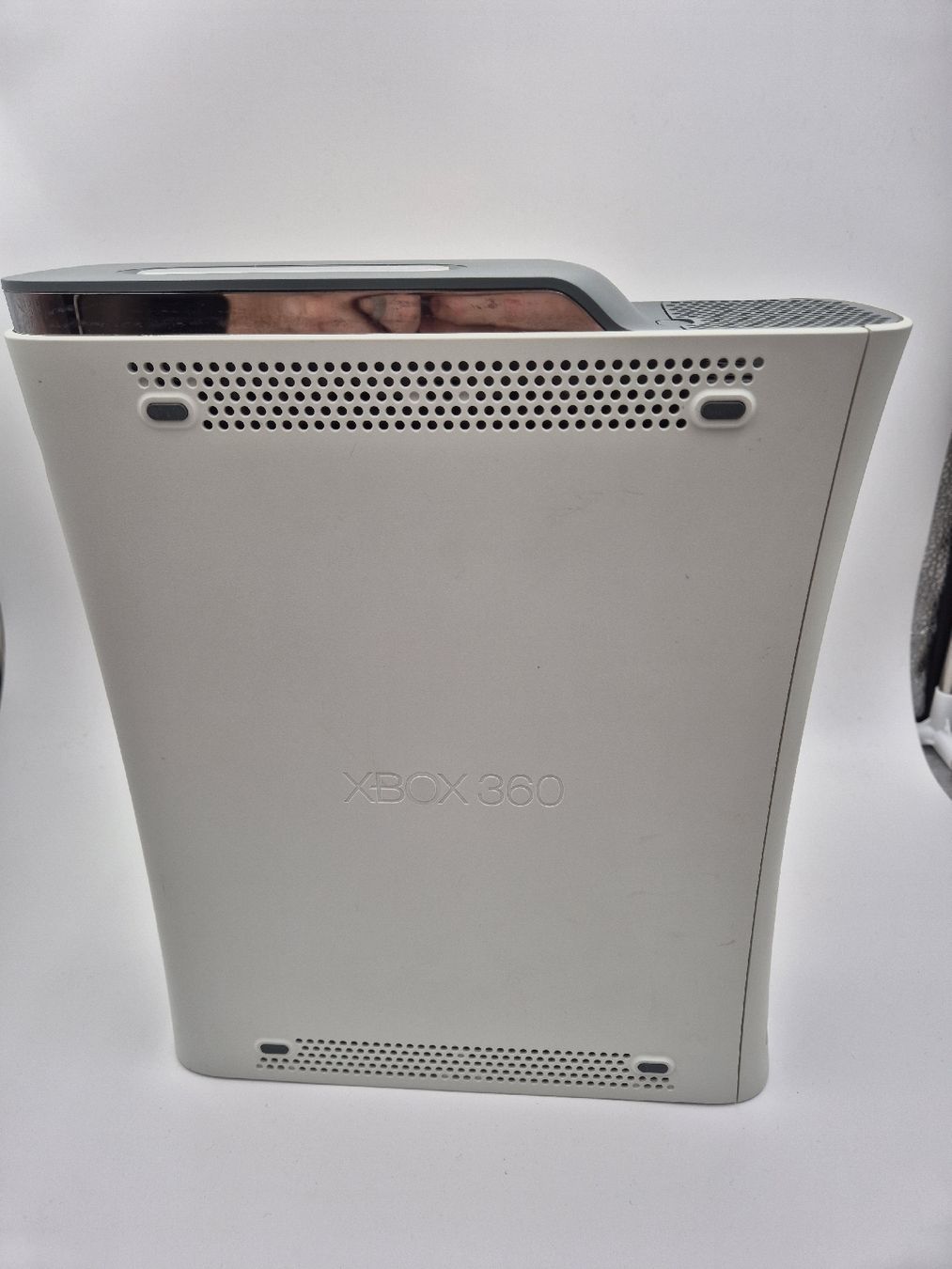 Microsoft Console: Xbox 360 Konsole mit Controller & 6 Spiele  – Usato da Ettiswil venduto da beekeper13 3