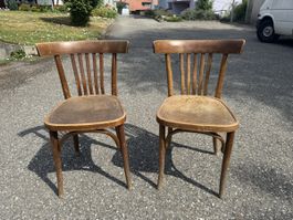 2 Beizenstühle ab 1.- !!! 