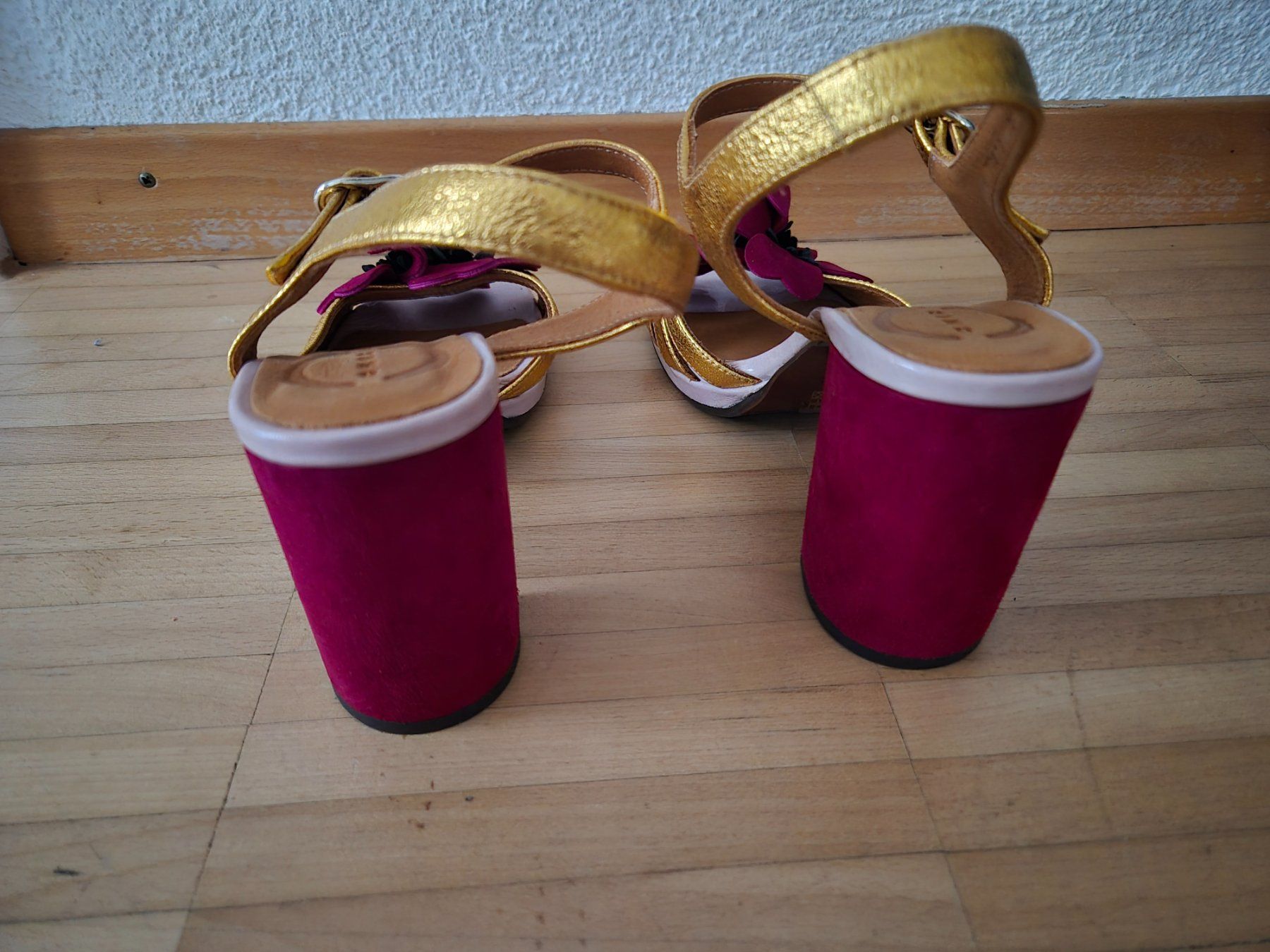 Chie Mihara Scarpe da donna: Neue Chie Mihara Sandaletten, Gr. 38, rockabilly, Tango – Nuovo e nell'imballaggio originale da Bern venduto da grisu_79 5