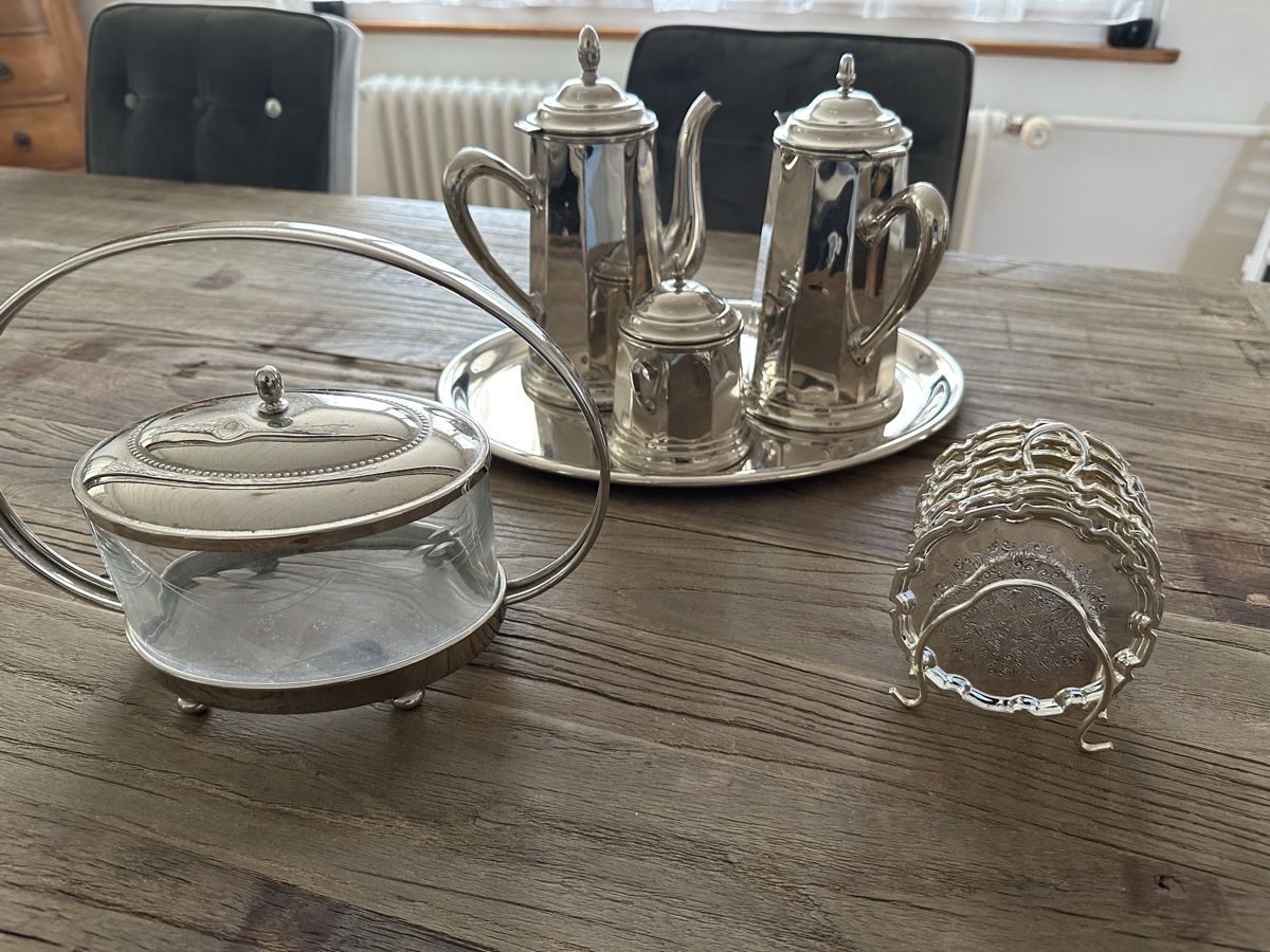 Geschirrsets: Kaffee/Teeservice Set – Gebraucht aus Rüti ZH von Zsclion 3