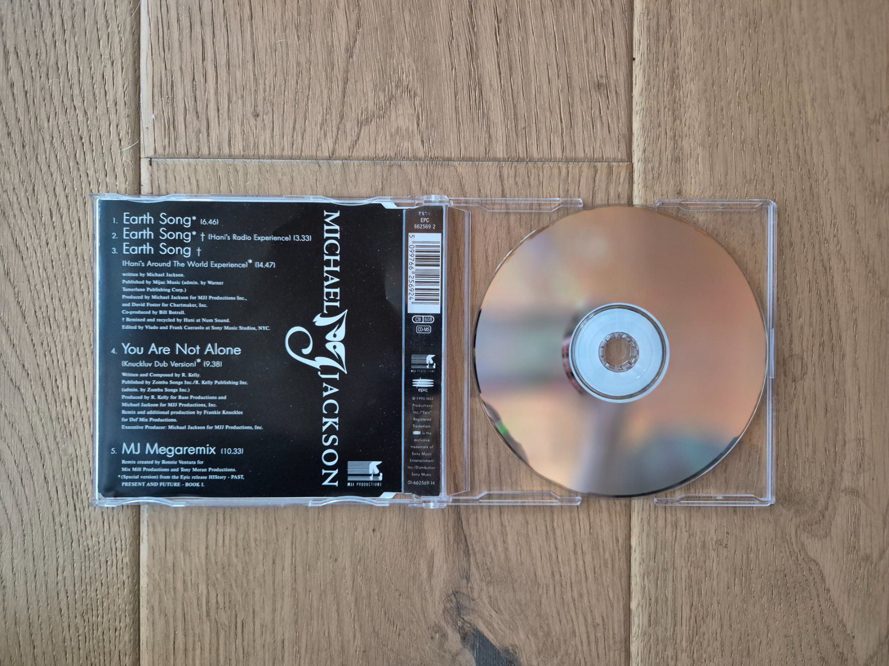CD: Michael Jackson - Earth Song CD – Usato da Savièse venduto da coeur88 1