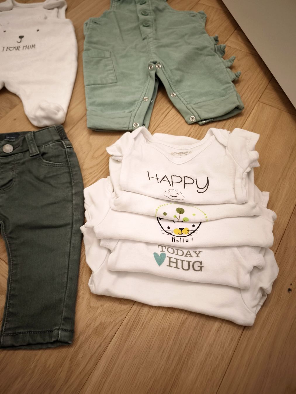 Lotti & Set di vestiti: Kleider Paket Junge 50/56 – Usato da Oberrieden venduto da Beti85 1