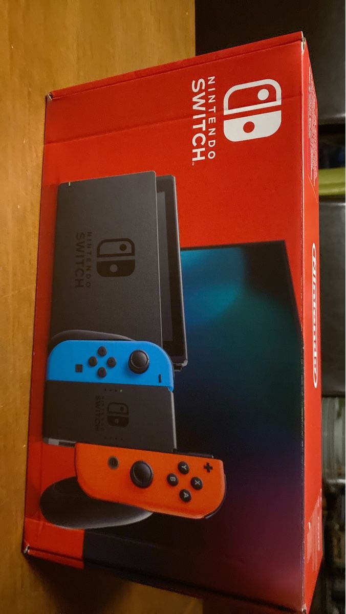 Nintendo Konsolen: Nintendo Switch Konsole mit Originalverpackung gebraucht – Neu und originalverpackt aus Horgen von fil_r5gb