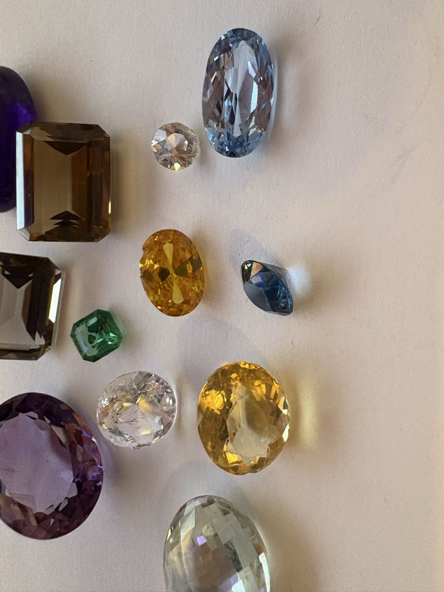 Pietre preziose: Edelsteine von Schmuck  – Usato da Murten venduto da Tzaugg 3