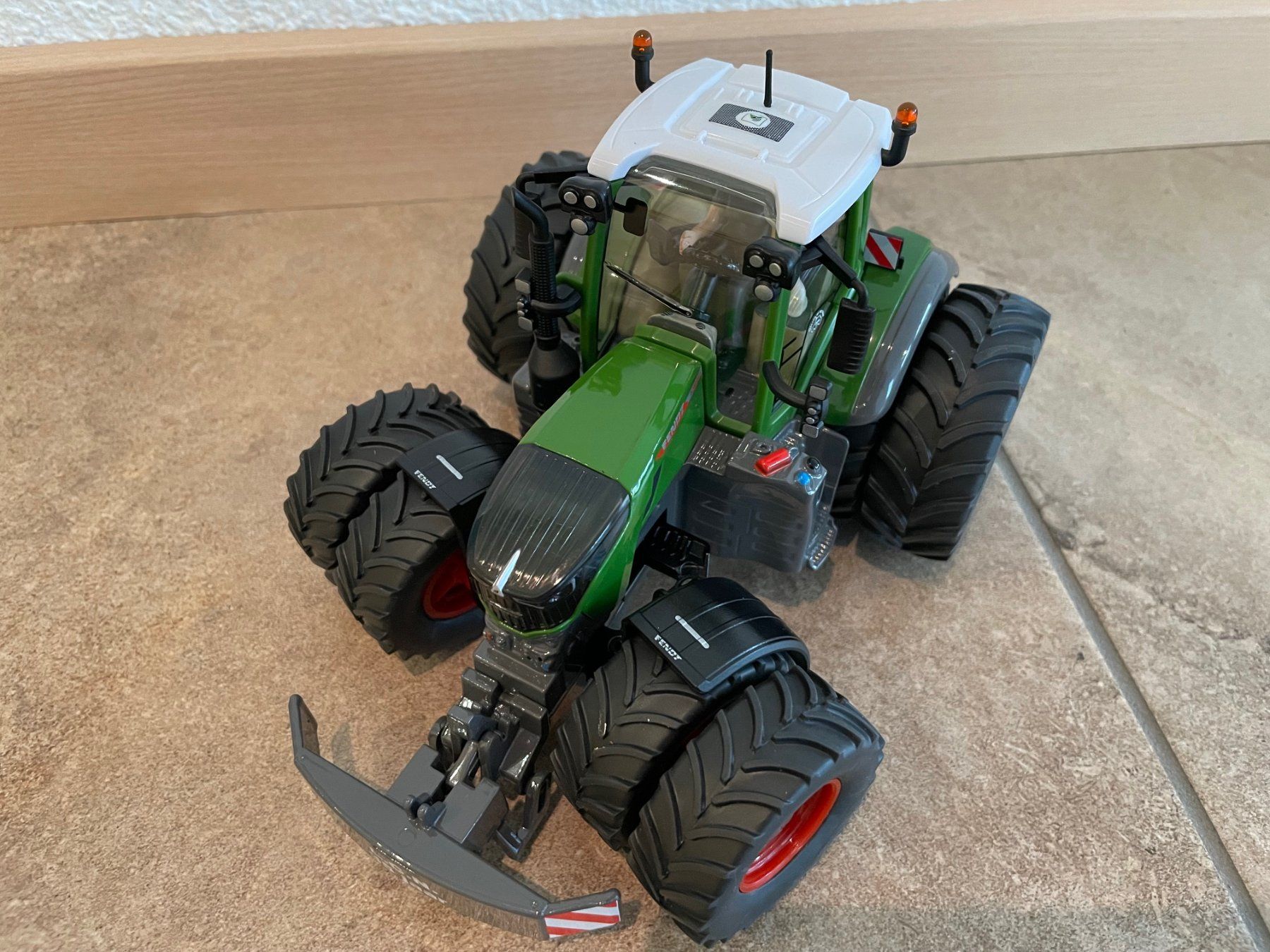 Fendt Trattori: SIKU Fendt 726 Vario – Nuovo e nell'imballaggio originale da Kreuzlingen venduto da Stefan1150 5