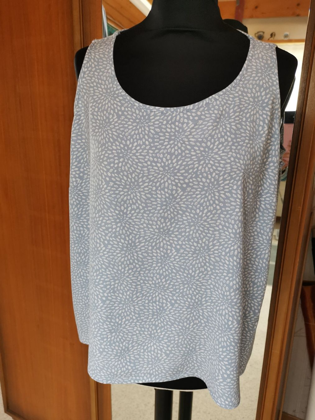 Tops: Top hellblau – Gebraucht aus Seuzach von NaehdesignMirjam 2