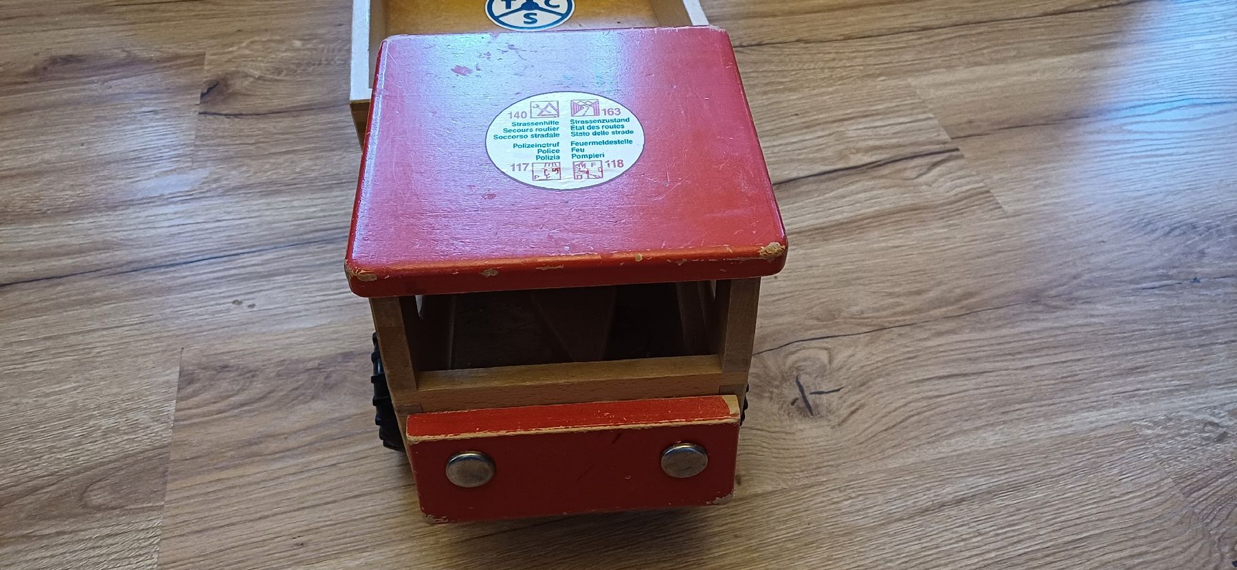Spielzeuge: Alter Holzlstwagen – Gebraucht aus Flawil von Naphtali 3