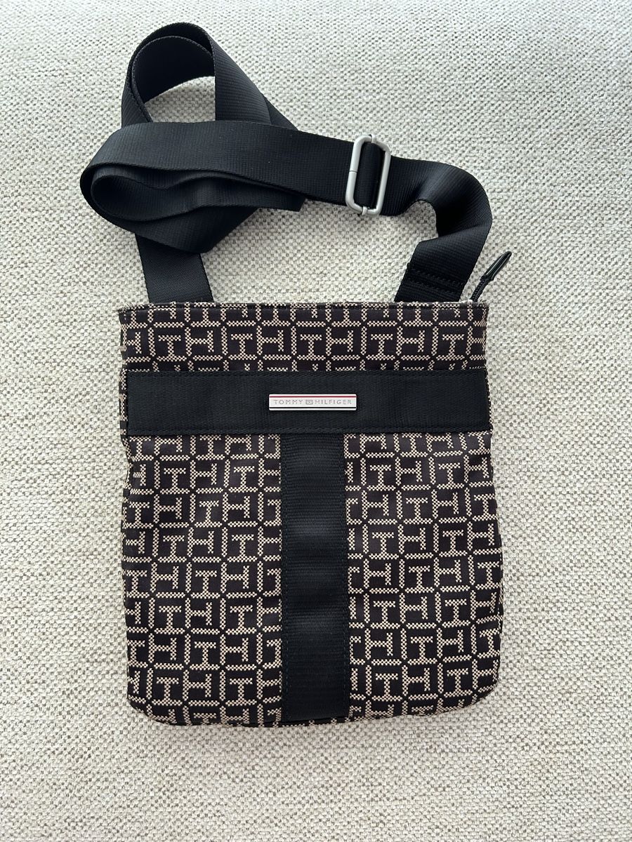 Tommy Hilfiger Sacs femmes: Tommy Hilfiger Tasche – D'occasion à Chur par faja7000